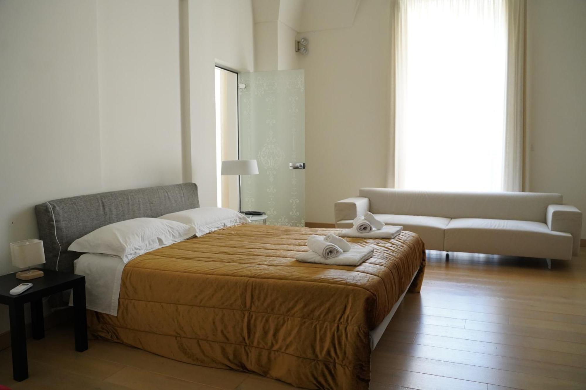 Suite Home D'Aragona Lecce Buitenkant foto