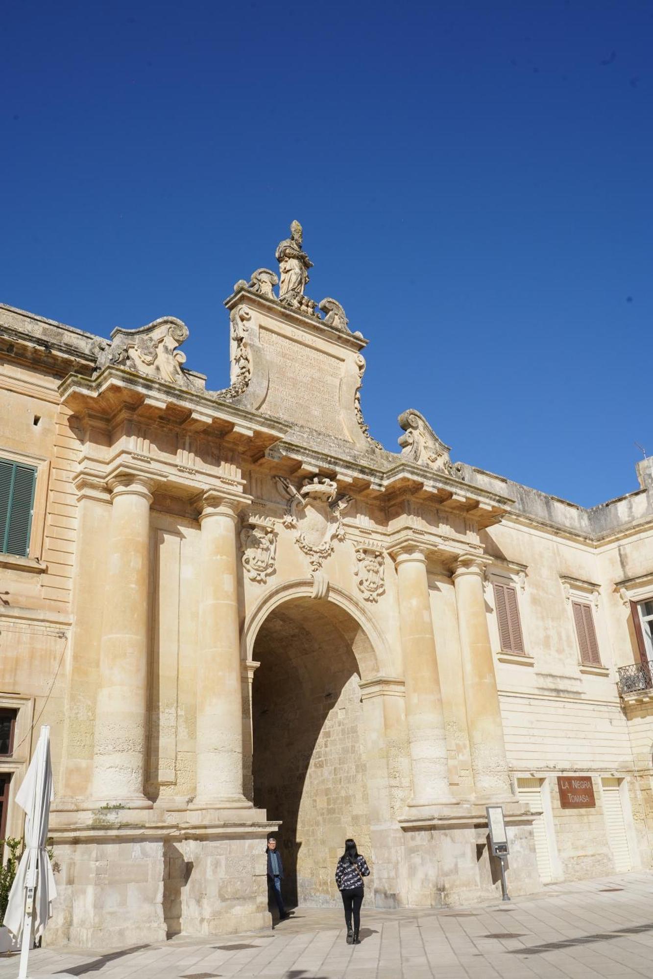 Suite Home D'Aragona Lecce Buitenkant foto